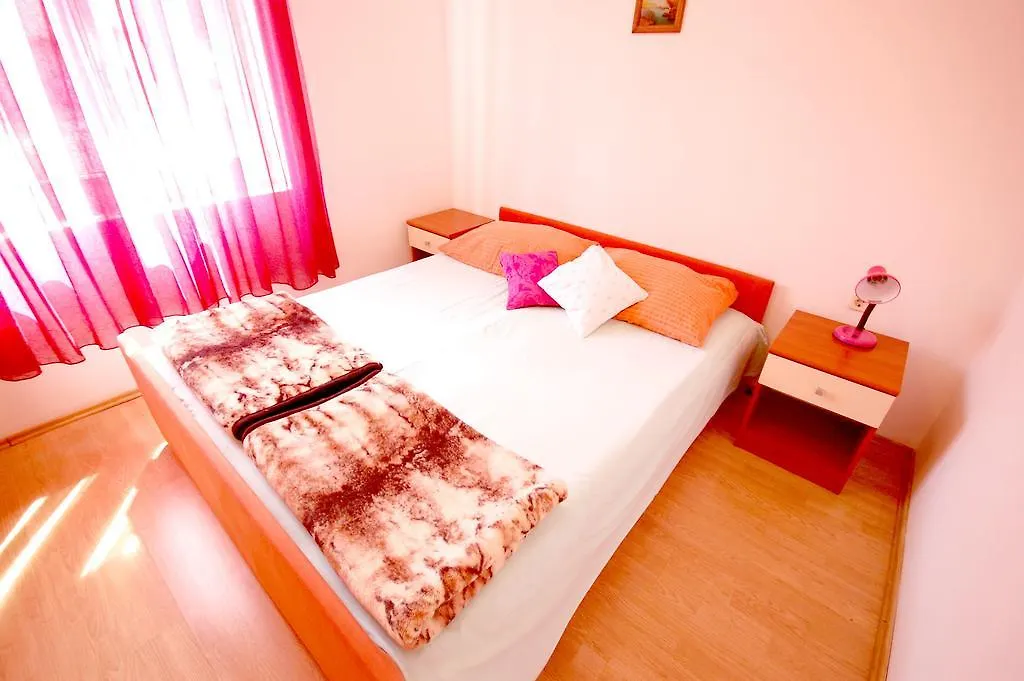 Apartments Fejer Njivice Kroatien